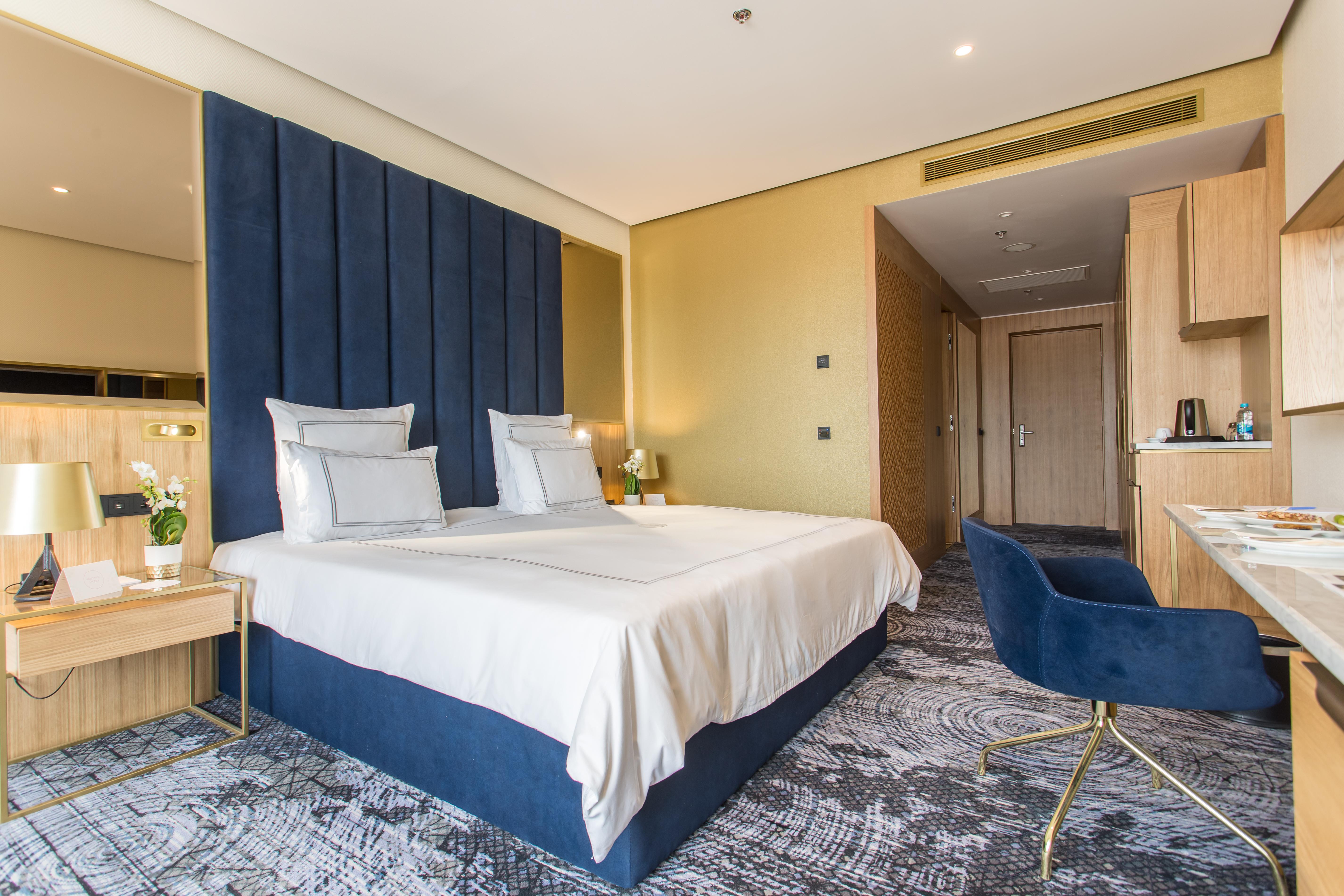 Swissotel Sarajevo Ngoại thất bức ảnh Deluxe room