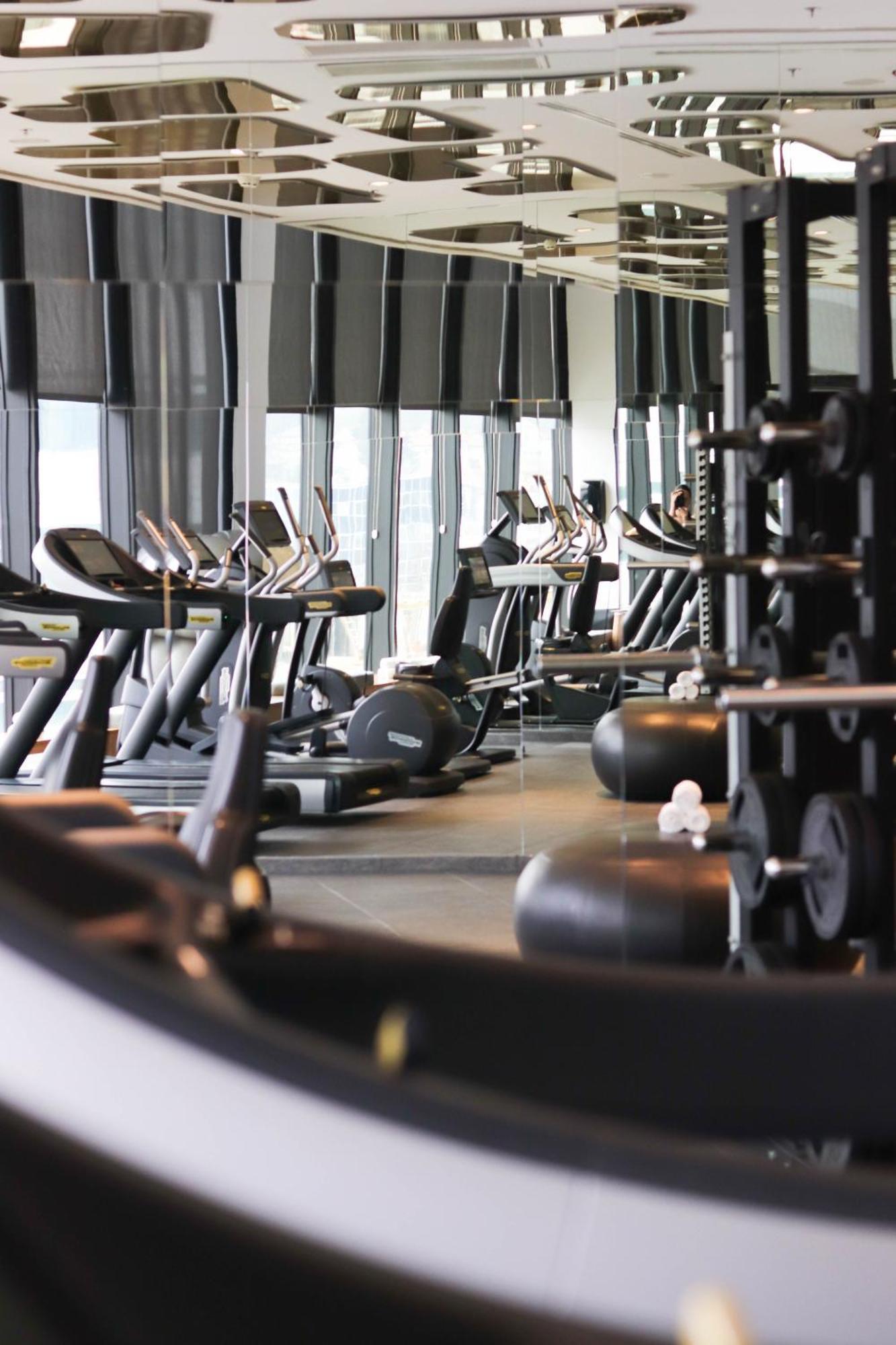 Swissotel Sarajevo Ngoại thất bức ảnh The gym at the 57th floor