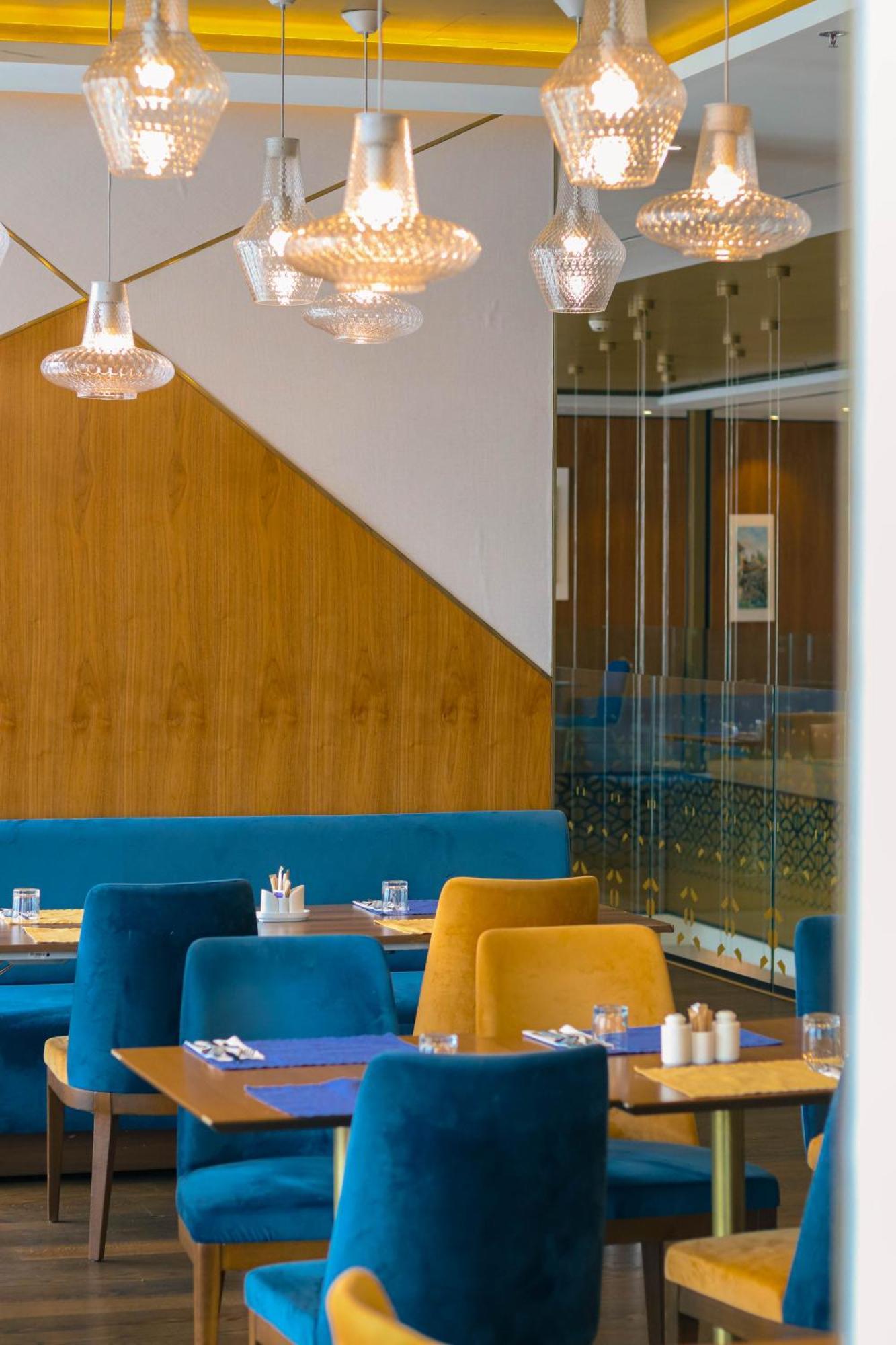 Swissotel Sarajevo Ngoại thất bức ảnh Restaurant
