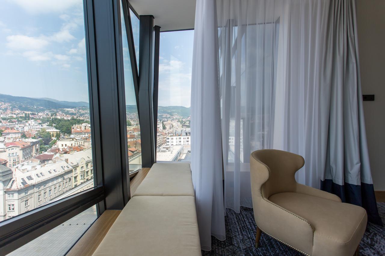 Swissotel Sarajevo Ngoại thất bức ảnh A room at the hotel