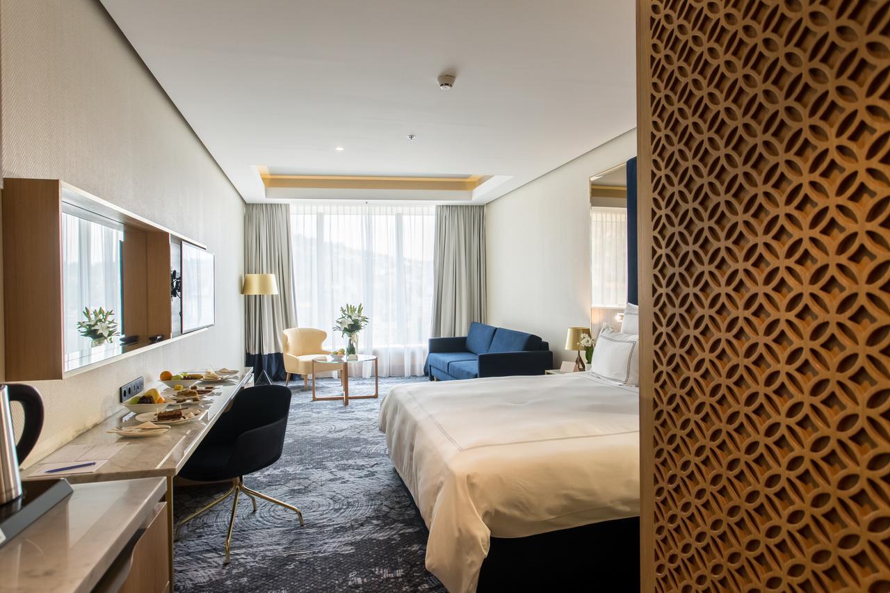 Swissotel Sarajevo Ngoại thất bức ảnh Deluxe room